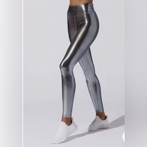 NWT HEROINE SPORT LIQUID LEGGINGS